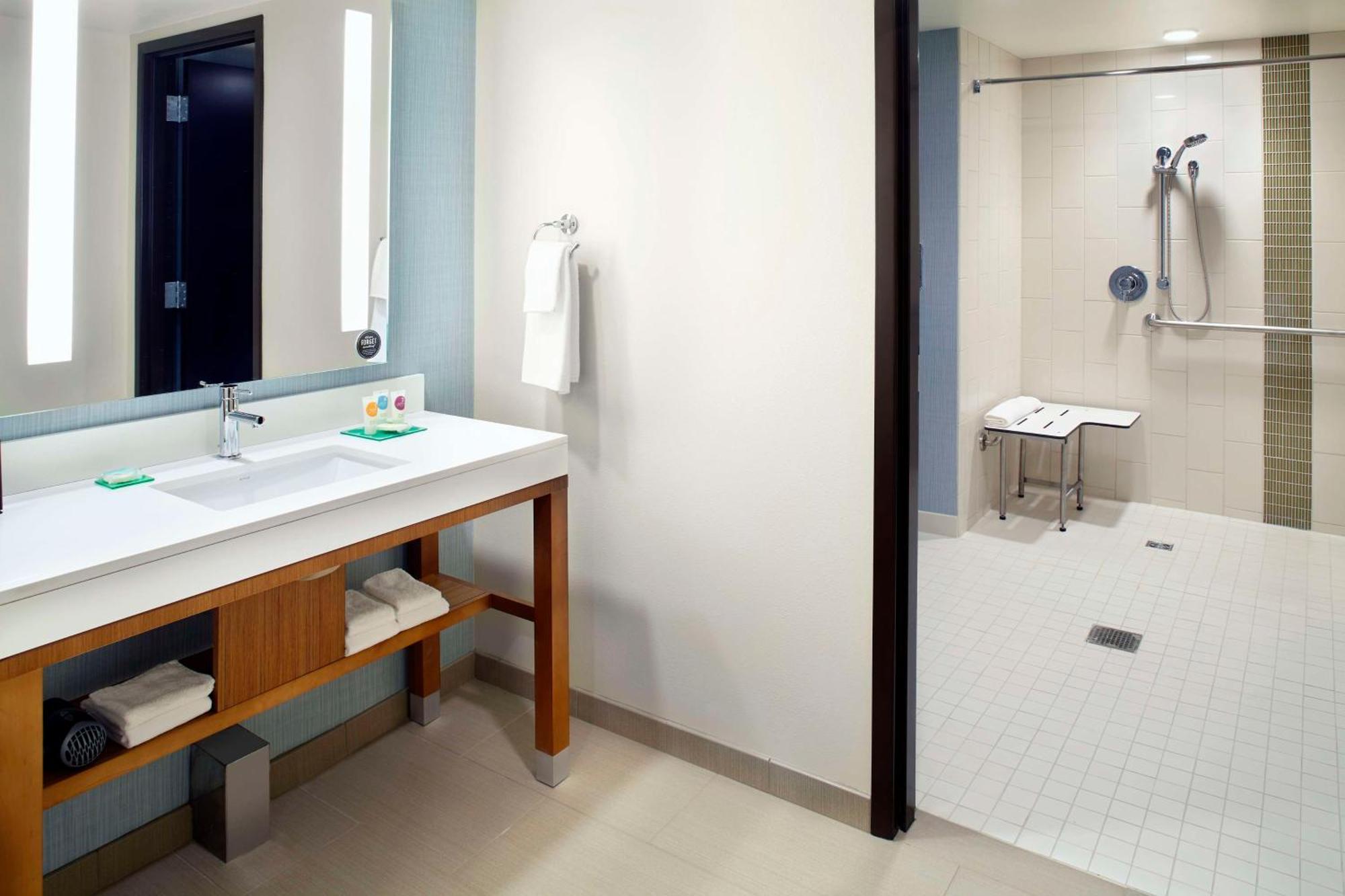Hyatt Place Cleveland/Lyndhurst/Legacy Village Eksteriør billede